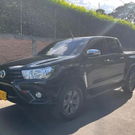 Toyota Hilux 2017 2.8 Srx Dc 4x4 Tdi