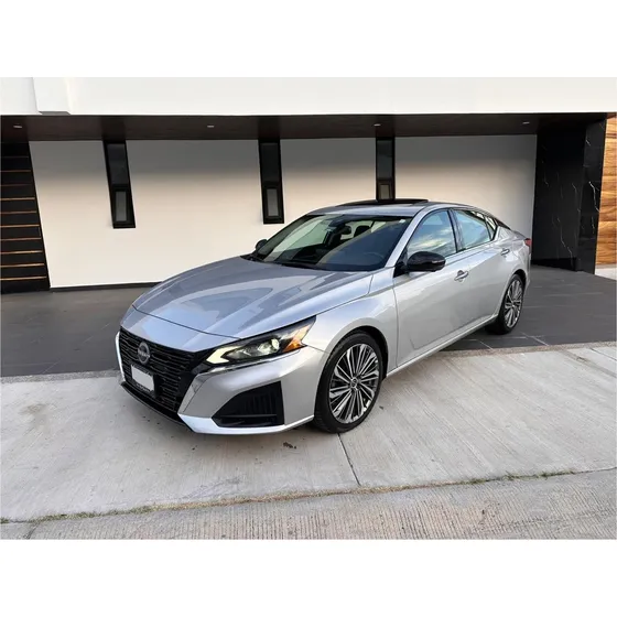 Nissan Altima 2.0 Exclusive Turbo Cvt