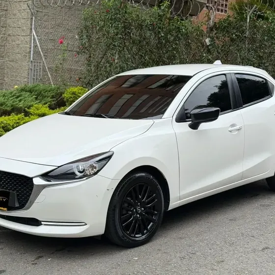 Mazda 2 2024 1.5 Carbón Edicion