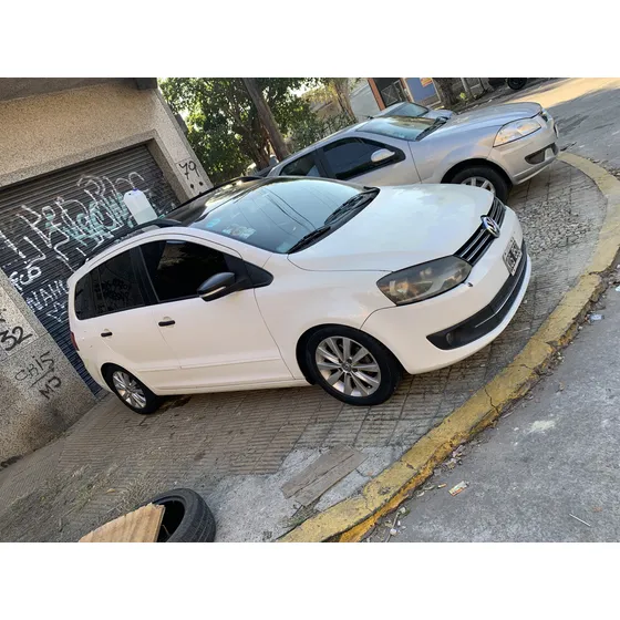 Volkswagen Suran 1.6 Highline 101cv 11c