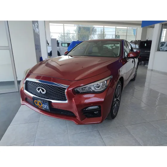 Infiniti Q50 3.5 Hybrid At