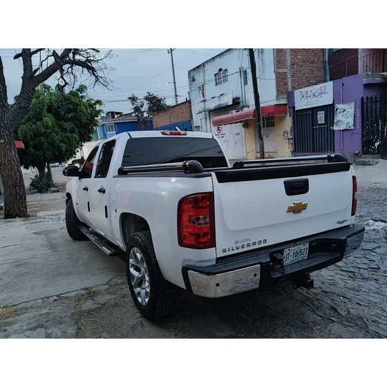 Chevrolet Silverado Paquete E 4x2 Automática 8 Cil