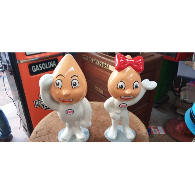 Gotinha Da Esso Casal Em Fibra 40 Cm Altura
