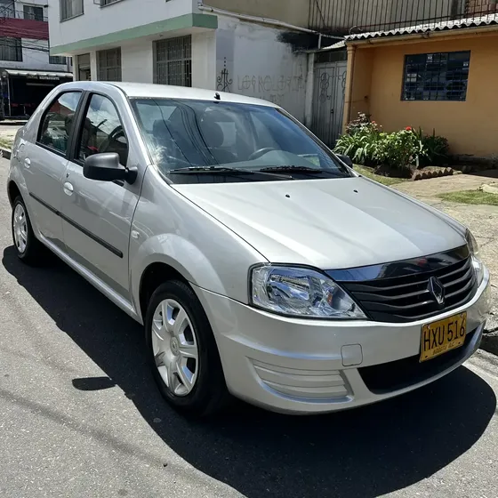 Renault Logan 2015 1.6 Expression