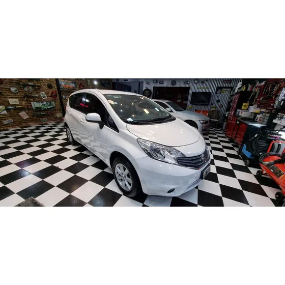 Nissan Note 1.6 Advance 107cv