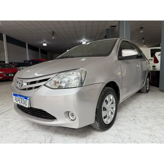 Toyota Etios 1.5 Sedan Xs