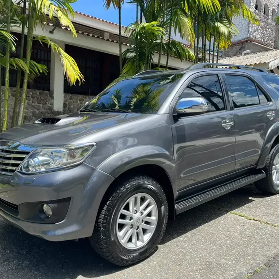 Toyota Fortuner 2015 3.0 Srv Euro Iv