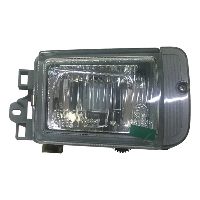 Faro De Neblina Derecho Mitsubishi Space Wagon