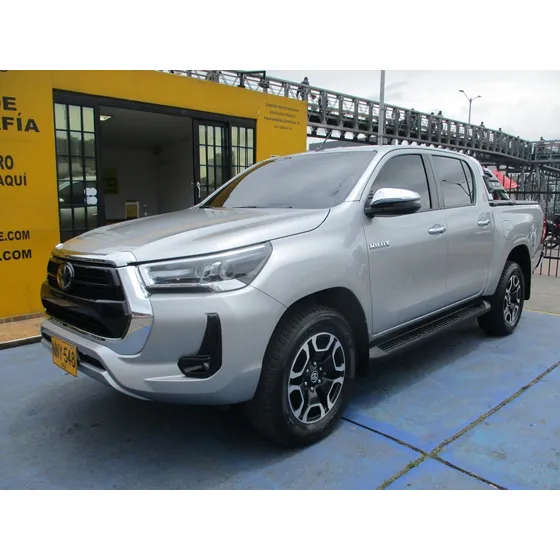 Toyota Hilux 4x4 2800cc At Aa