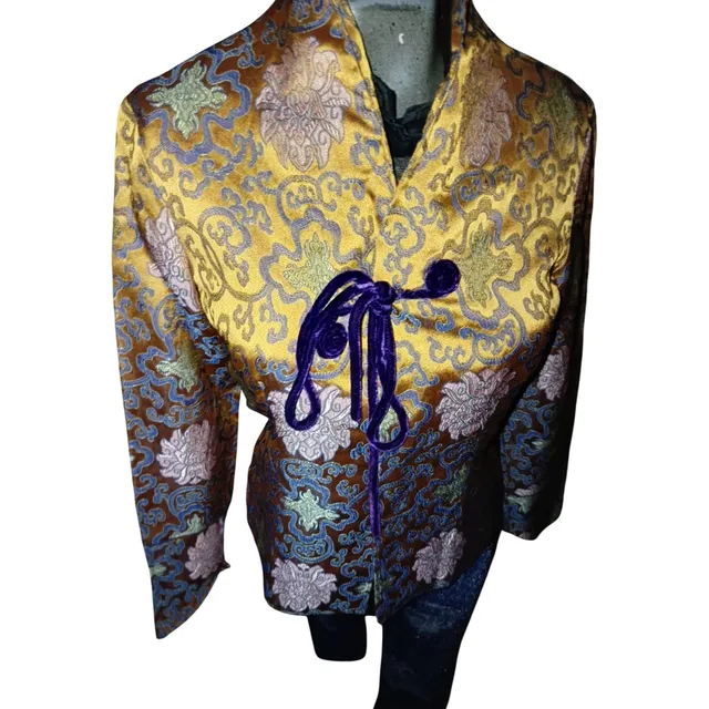Elegante Blaizer En Tela Satinada D Dama Cuello Mao Talla L