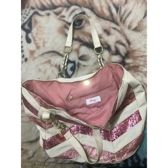 Cartera Marca Icing Usada