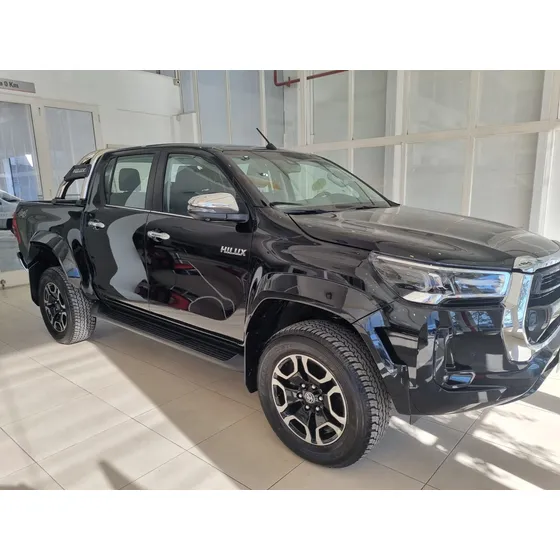 Toyota Hilux Pick-up 2.8 Cd Srx 204cv 4x4 At