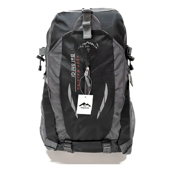 Mochila deportiva Impacto MOCH11 color negro diseño lisa 40L