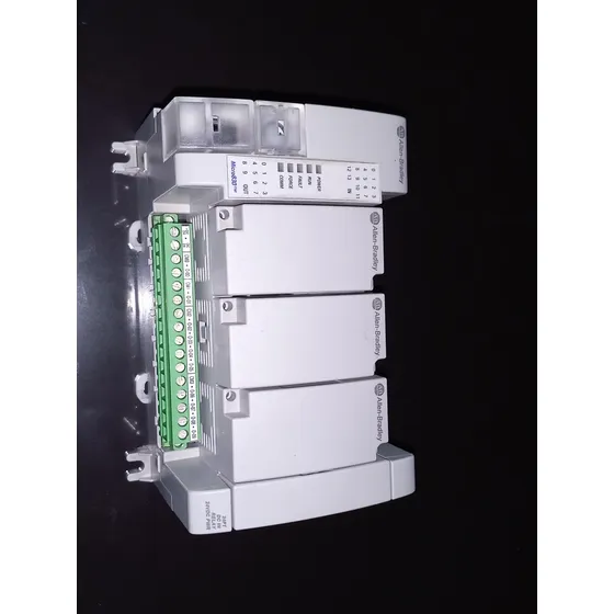 Plc. Micro830. 2080-lc30-24qwb. Allen Bradley