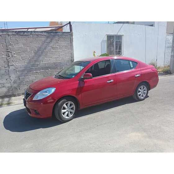 Nissan Versa 1.6 Advance At