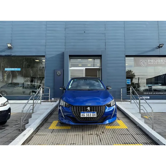 Peugeot 208 1.6 Feline Tiptronic