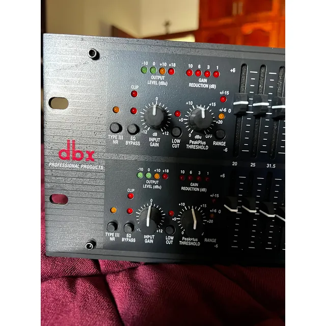 Dbx Ecualizador 2231 110v - 120v