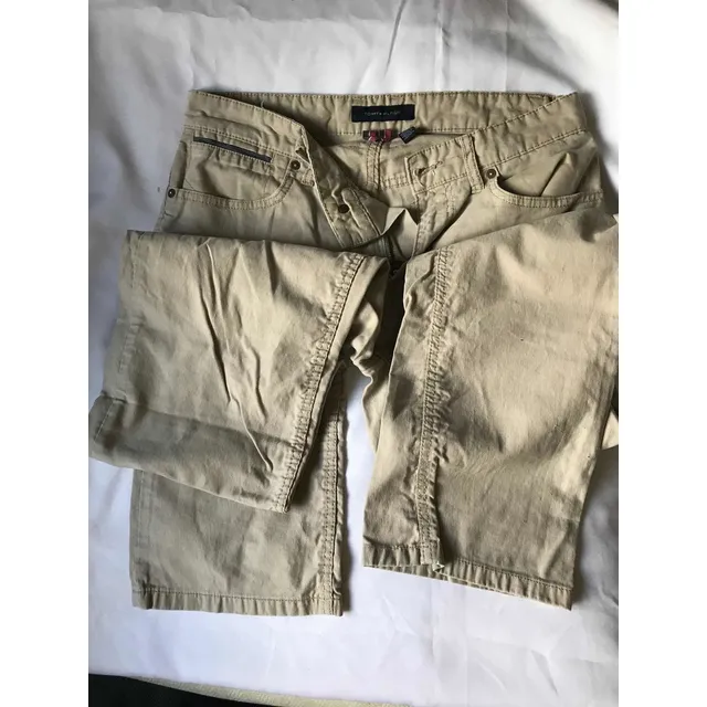 Jean Tommy Hilfiger Usado Buen Estado  30x32  Beige