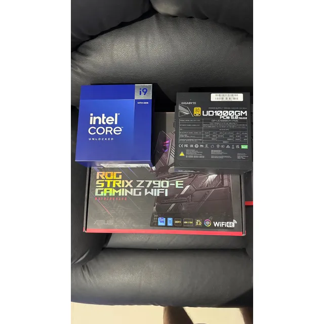 Placa Madre,  Procesador I9 Y Fuente De Poder