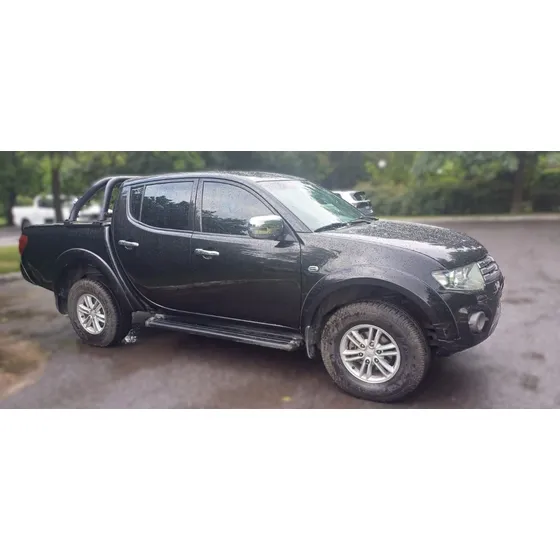 Mitsubishi L200 3.2 Cab Doble 4wd Cr 170cv At