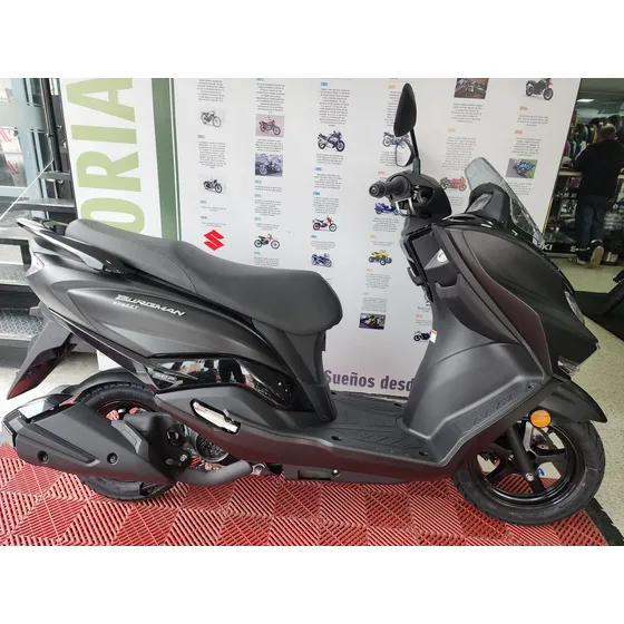 Suzuki - Burgman Fi Modelo 2025