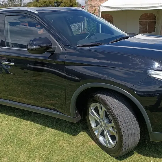 Mitsubishi Outlander 2015 3.0l
