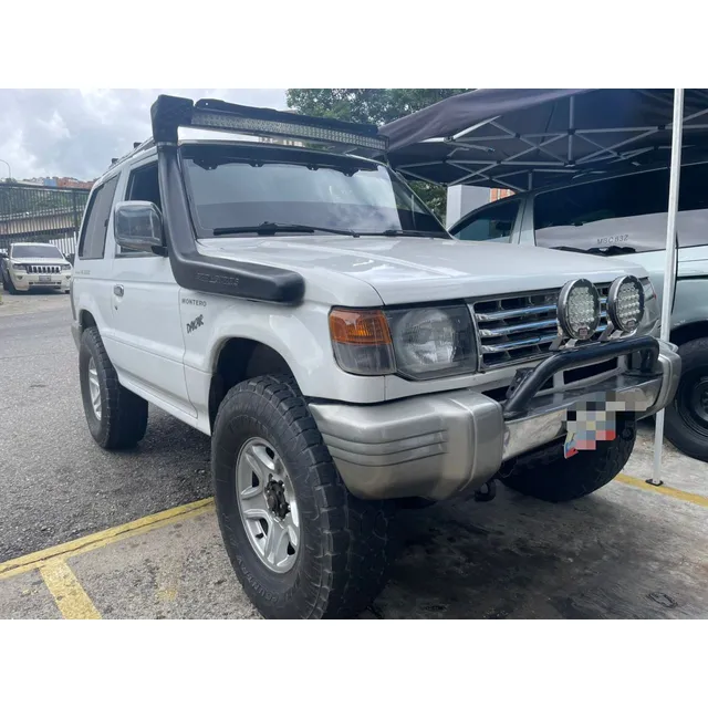 Mitsubishi Montero Dakar