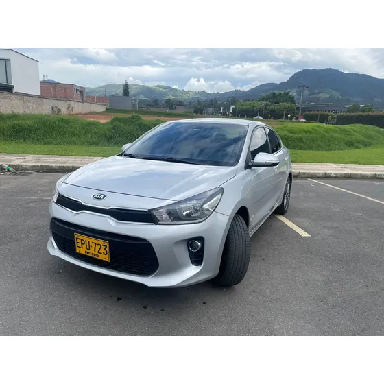 Kia Rio 1.4 Vibrant At