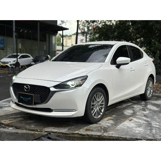 Mazda 2 1.5 Grand Touring Lx Sedan