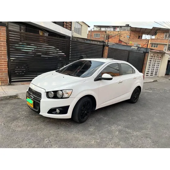 Chevrolet Sonic 1.6 Lt 5 P