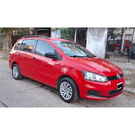 Volkswagen Suran 1.6 Comfortline 101cv