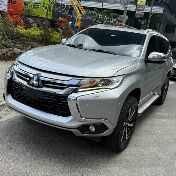 Mitsubishi Montero Sport 2017 3.0 Gls 4x4