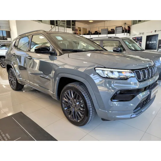 Jeep Compass 1.3 T270 Serie-s 4x2 At6