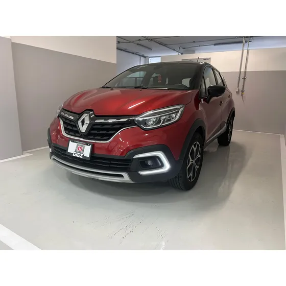 Renault Captur 1.3 Iconic At