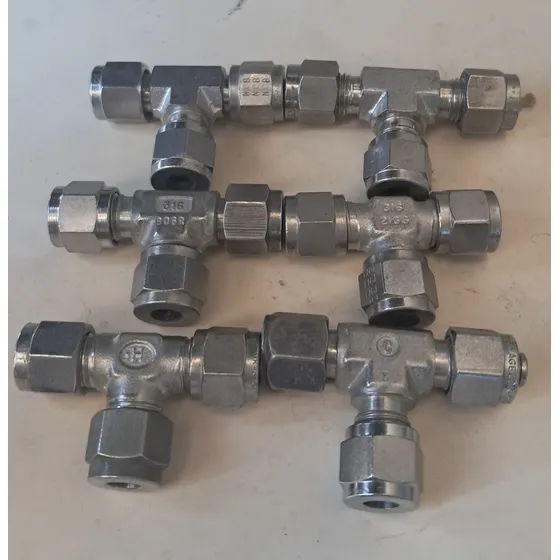 Conector Tee 3/8 Od