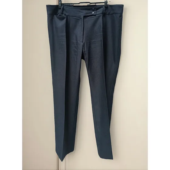 Pantalon Dama Gabardina Azul Oscuro Meb  Talle 50.