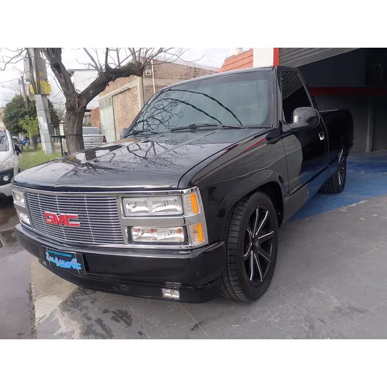 Chevrolet Silverado V8