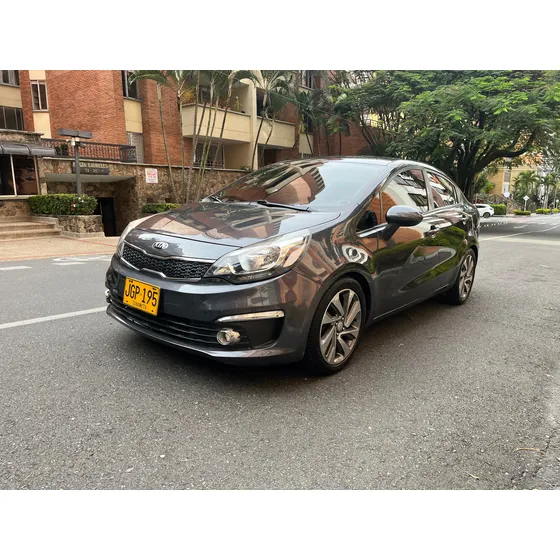 Kia Rio 1.4 At