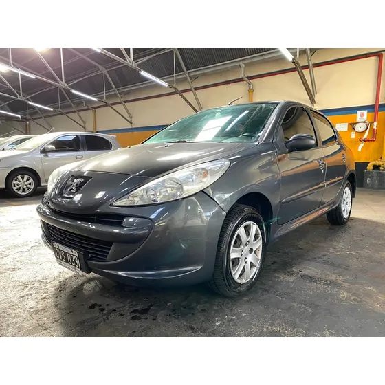 Peugeot 207 1.4 Active 75cv