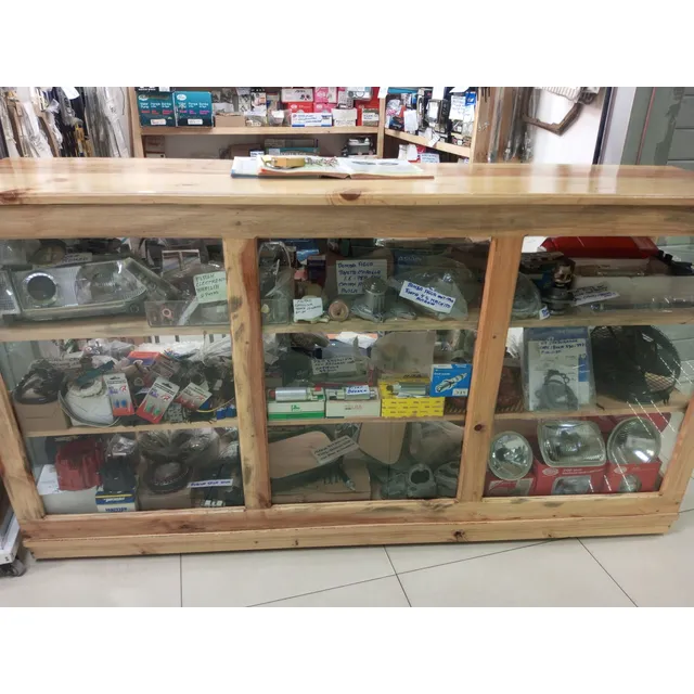 Vendo  Negocio De Repuestos En El Gran Bazar Chevrolet
