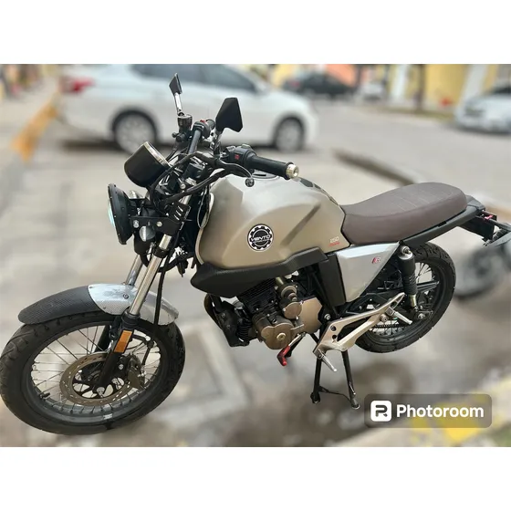 Rocketman 250cc Año 2021 Color Gris Todo Pagado.