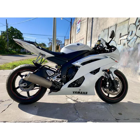 Yamaha Yzf R6