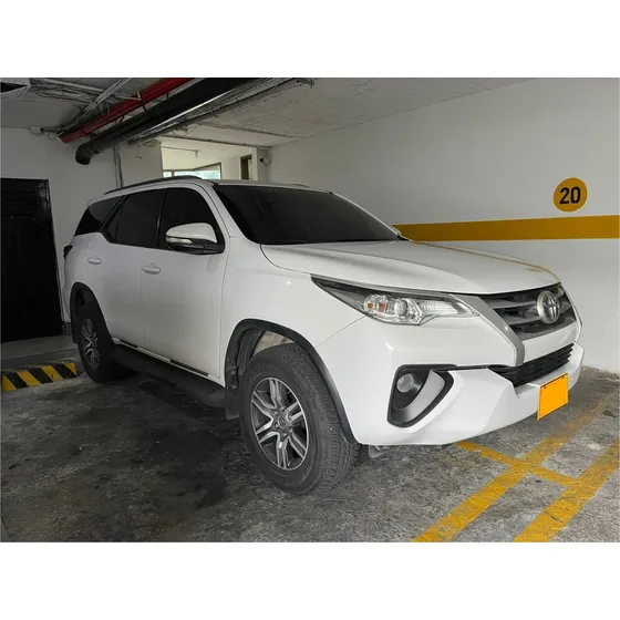 Toyota Fortuner 2.7l