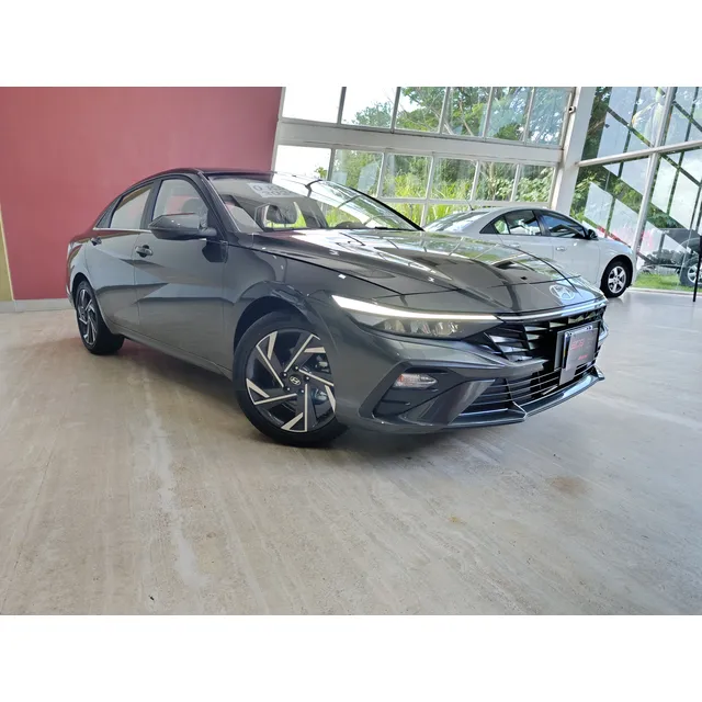 Hyundai Elantra Automatico