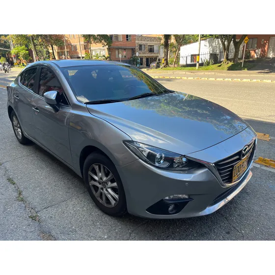 Mazda 3 2.0 Touring At
