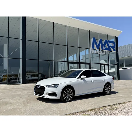 Audi A4 2.0 40 Tfsi Front