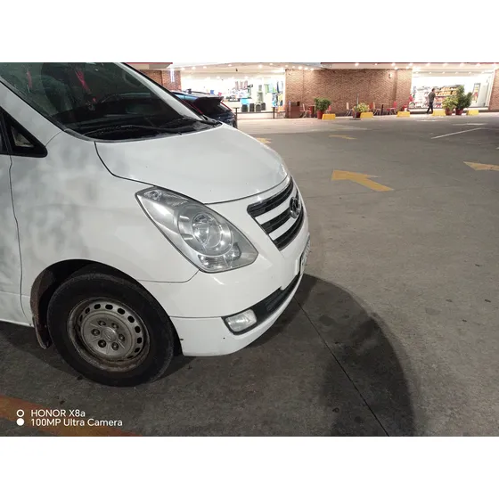 Hyundai H1 Diesel Manual 7 Pasajeros Full