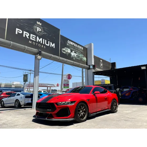 Ford Mustang Super Snake