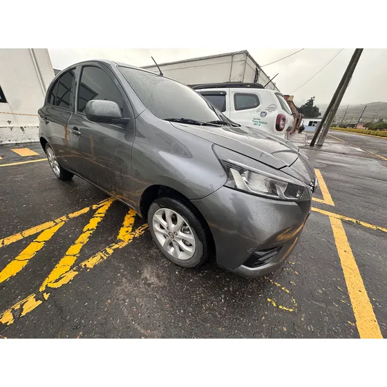 Nissan March Sense 1.6 Mt