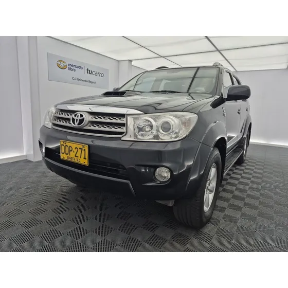 Toyota Fortuner 3.0 Sr5